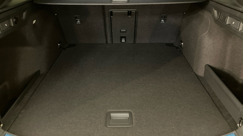 Volkswagen Passat 1.5 eTSI R-Line 5dr DSG Petrol Estate